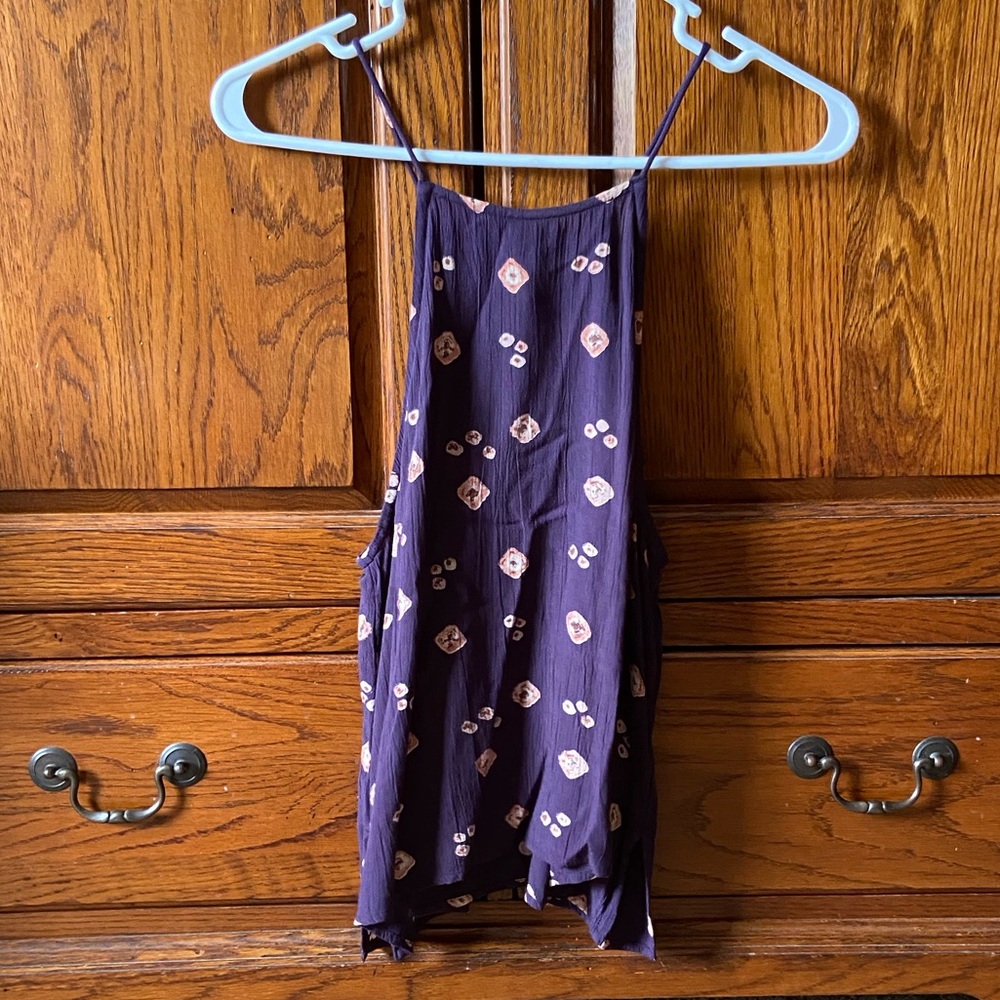 🐕2/$22 Billabong Purple Patterned Tank